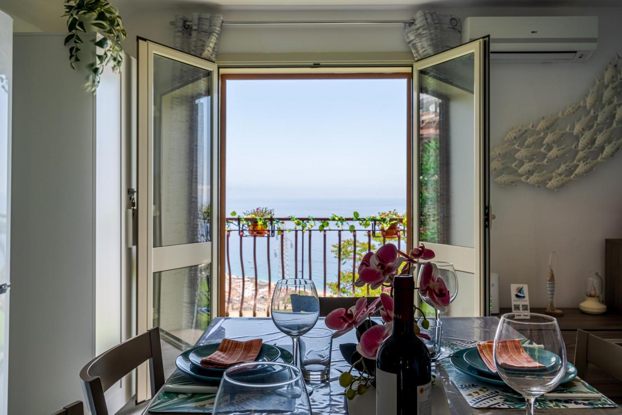La Goccia Sul Mare Apartment Letojanni Exterior photo